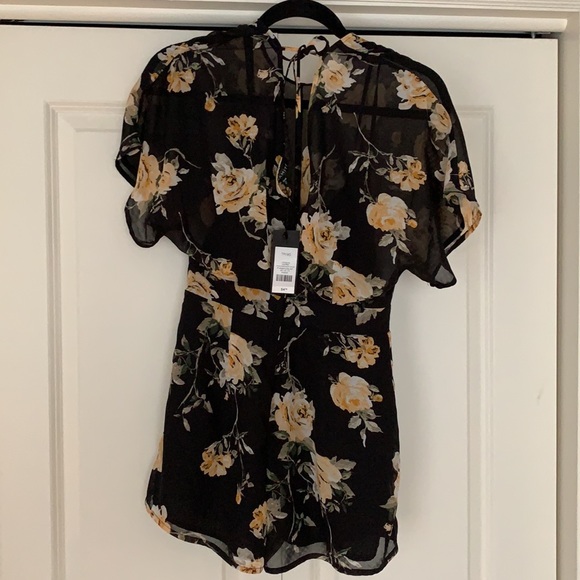 Dynamite Kimono Sleeve Floral Romper (New With Tag) - Picture 3 of 5